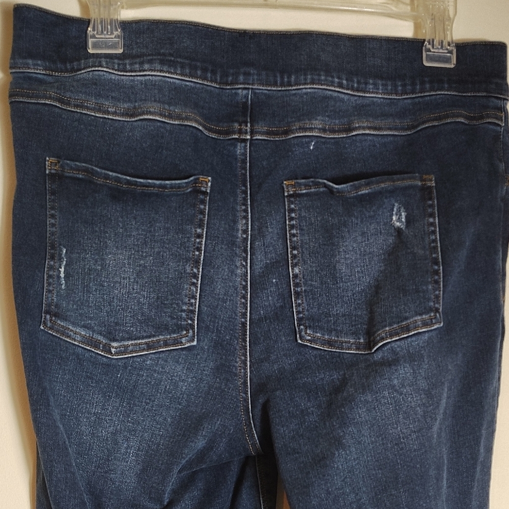 SPANX Blue Skinny Jeans with Smooth Texture - Picture 3 of 7